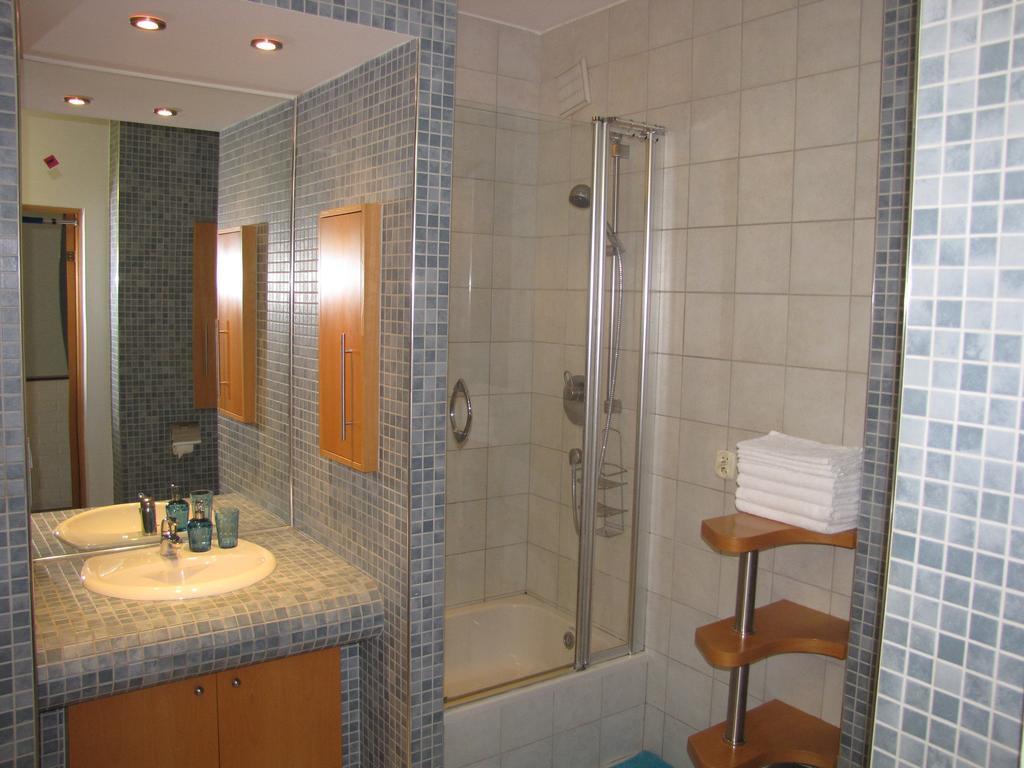 Studio 38 Apartment กดิเนีย ภายนอก รูปภาพ